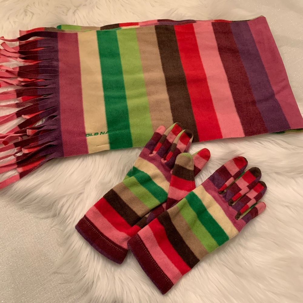 Multi-Color Fleece Old Navy Scarf & Gloves Set